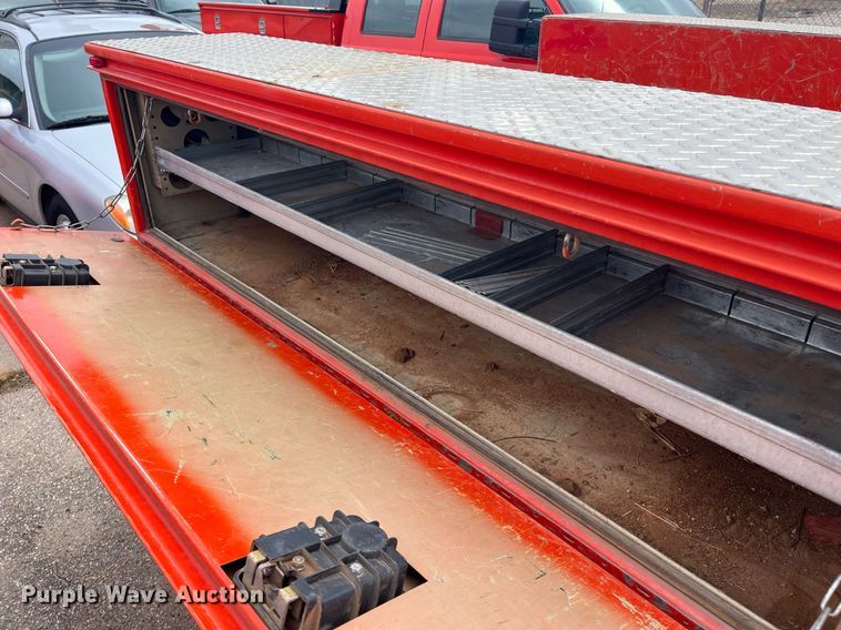 image for item DQ4098 2011 Ford F250 Super Duty  utility bed pickup truck