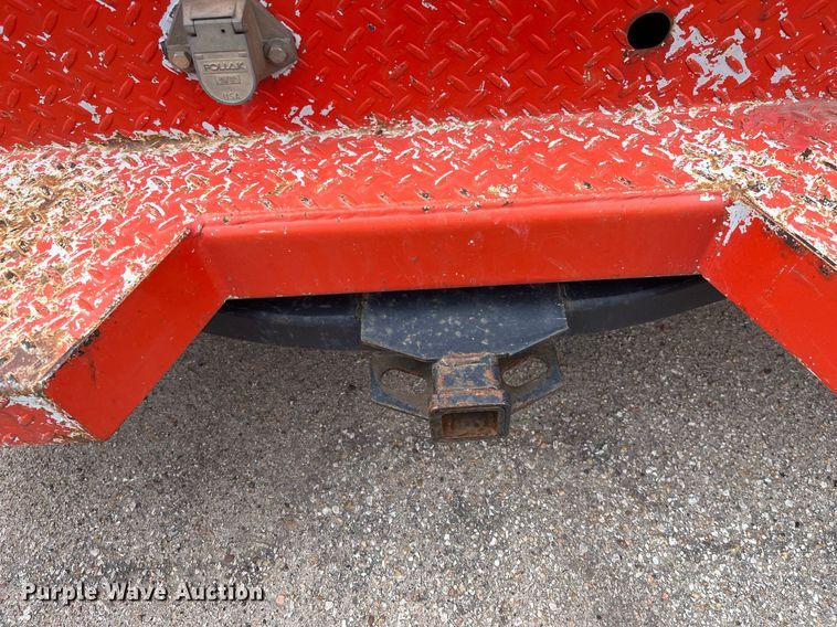 image for item DQ4098 2011 Ford F250 Super Duty  utility bed pickup truck