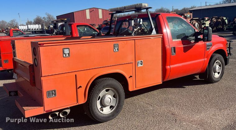 image for item DQ4099 2009 Ford F250 Super Duty  utility bed pickup truck