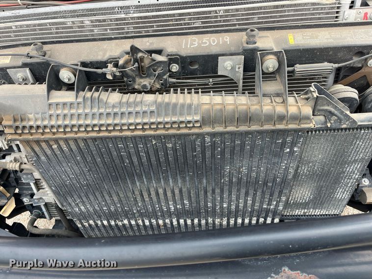 image for item DQ4099 2009 Ford F250 Super Duty  utility bed pickup truck