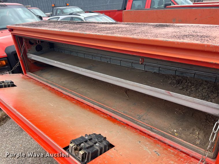 image for item DQ4099 2009 Ford F250 Super Duty  utility bed pickup truck