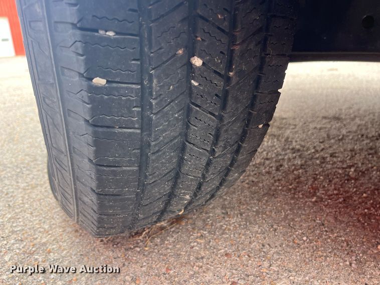 image for item DQ4099 2009 Ford F250 Super Duty  utility bed pickup truck