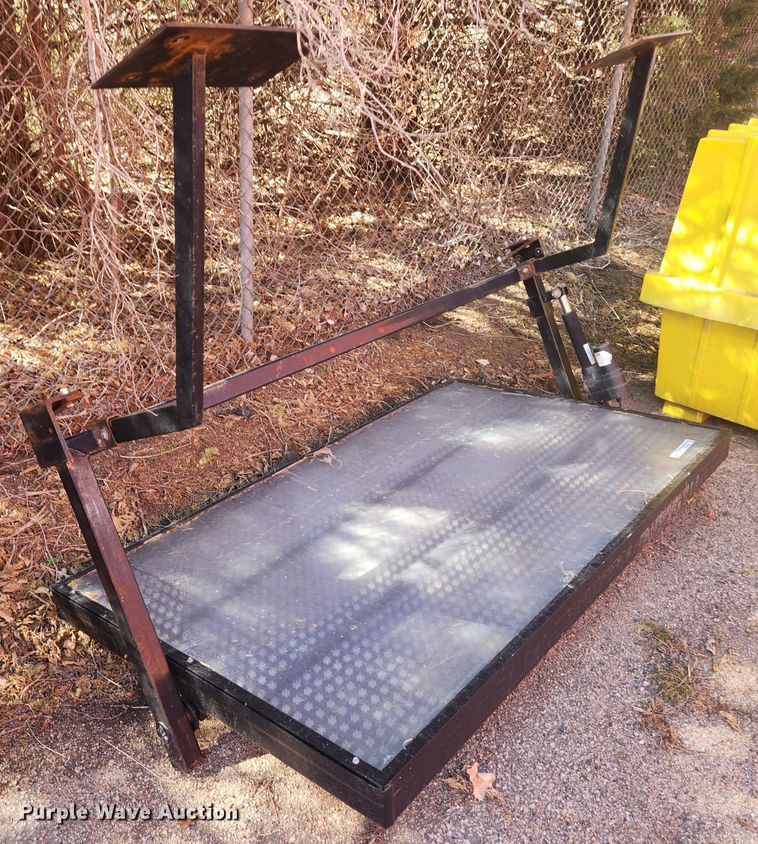 image for item EA9439 2013 Ver-Mac TM-548  message board