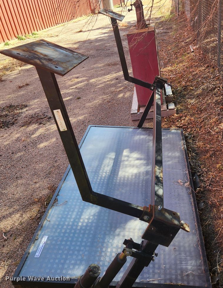 image for item EA9439 2013 Ver-Mac TM-548  message board