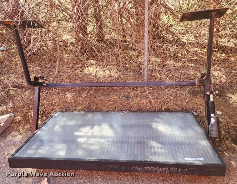 image for item EA9439 2013 Ver-Mac TM-548  message board