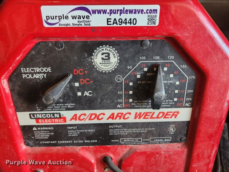 image for item EA9440 Lincoln AC/DC 225/125  welder