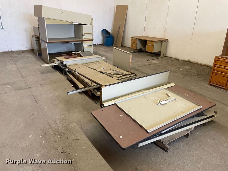 image for item IE9710 (4) pieces of Herman Miller furniture