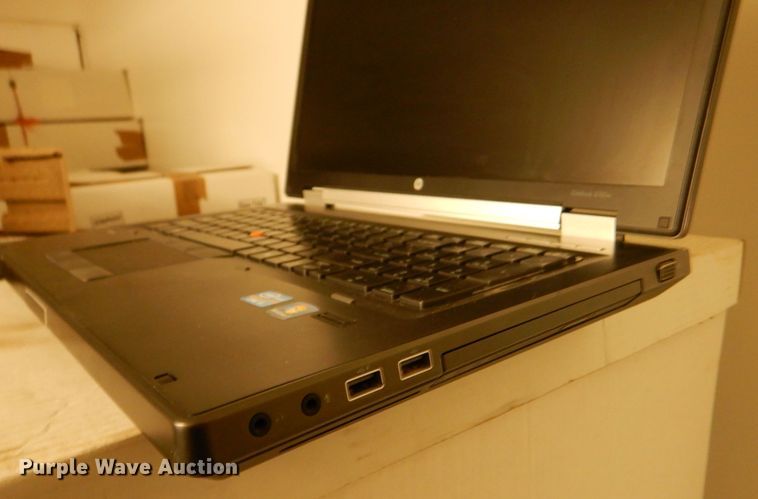 image for item IE9720 (16) HP Elitebook 8760W laptops