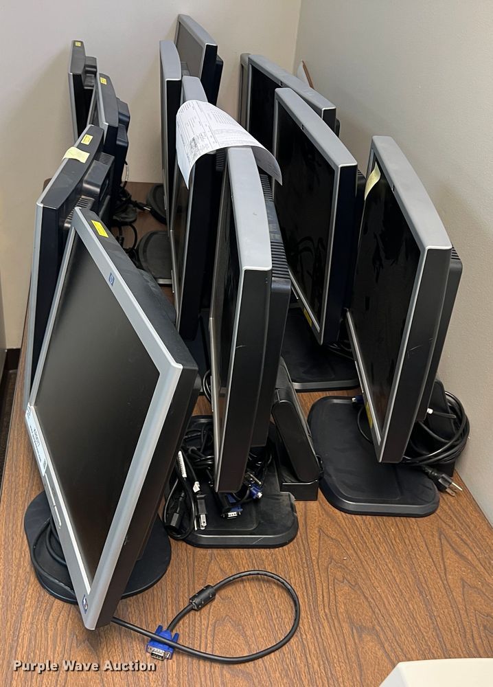 image for item KR9577 (12) monitors