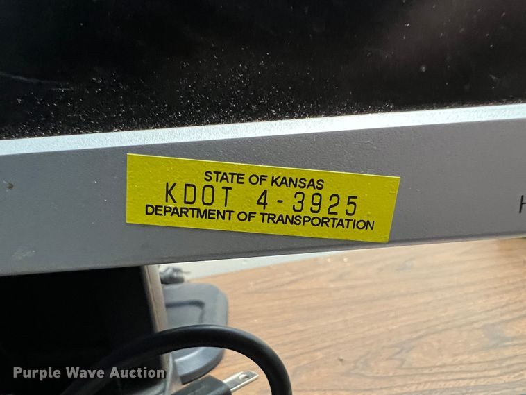 image for item KR9577 (12) monitors