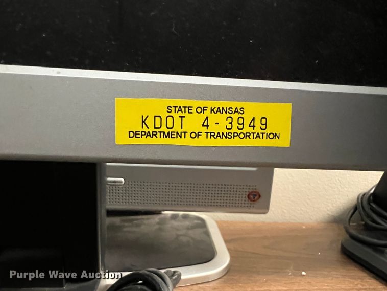 image for item KR9577 (12) monitors