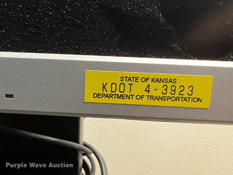 image for item KR9577 (12) monitors