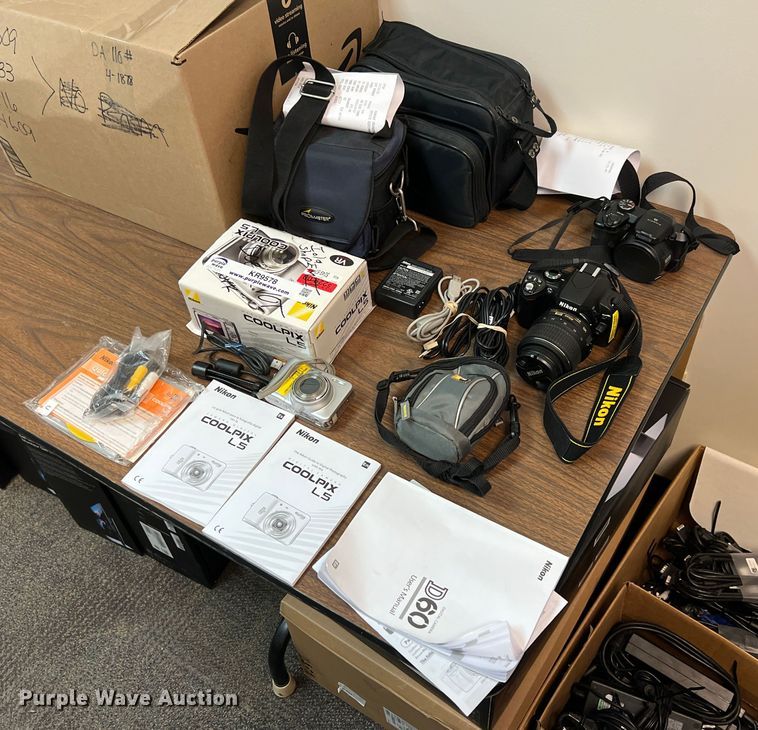 image for item KR9578 (3) digital cameras