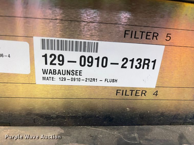 image for item KR9579 (13) Alcatel-Lucent MDR-8000 digital microwave radios