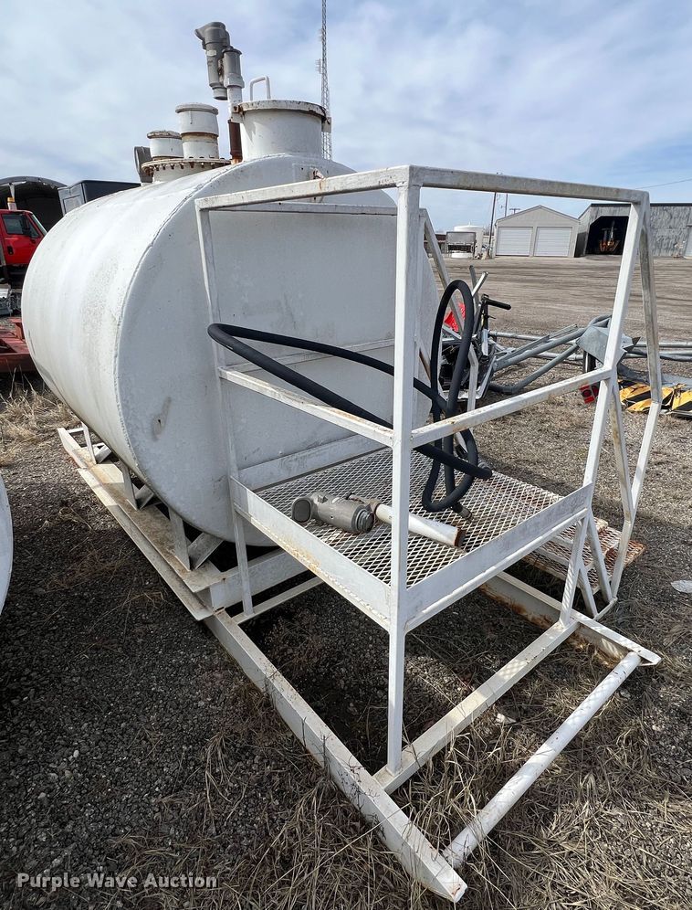 image for item KR9580 1994 A.M. Environmental  fuel tank