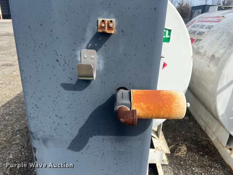 image for item KR9580 1994 A.M. Environmental  fuel tank