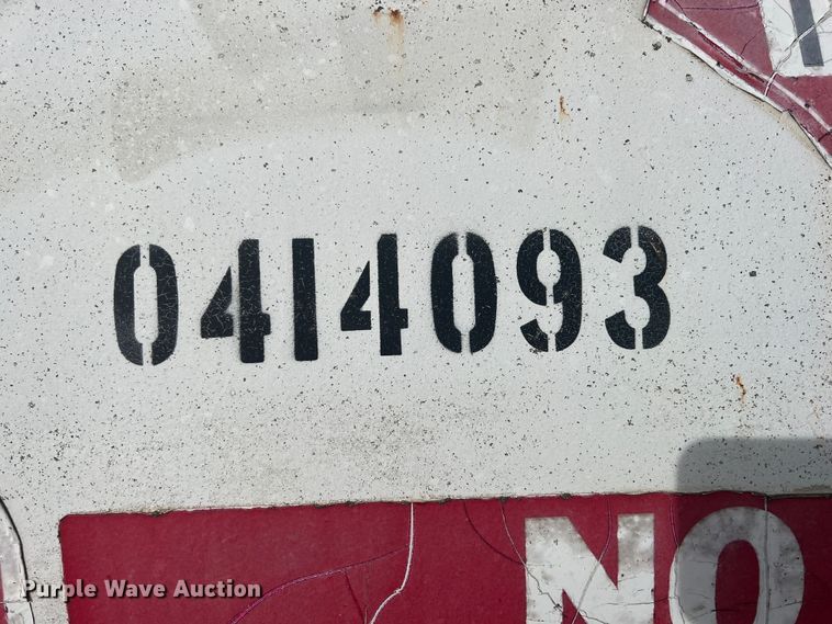 image for item KR9581 1993 Smith Tank Co. 1000  fuel tank