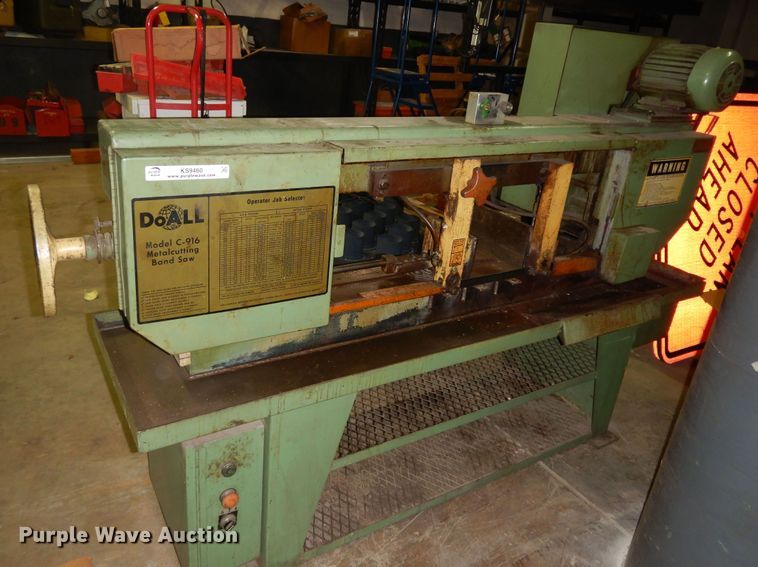 image for item KS9460 1986 Do All C916  metal bandsaw
