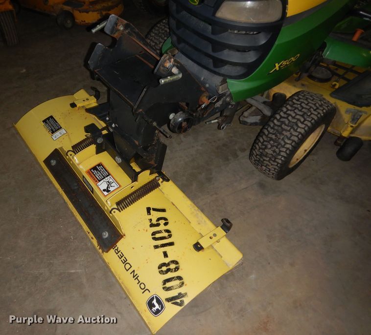 image for item KS9461 2007 John Deere X500  lawn mower