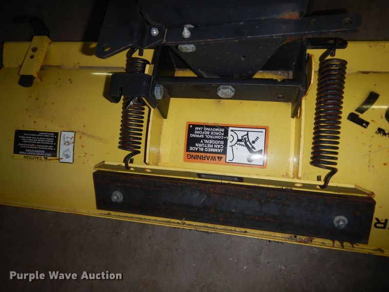 image for item KS9461 2007 John Deere X500  lawn mower