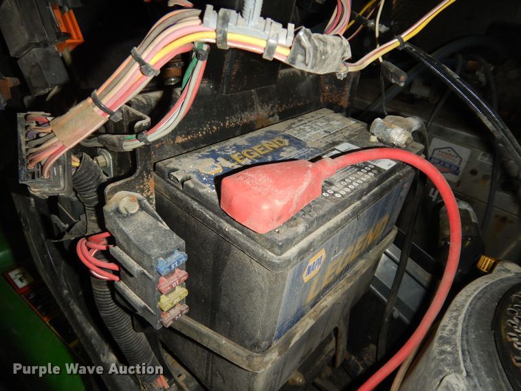 image for item KS9461 2007 John Deere X500  lawn mower