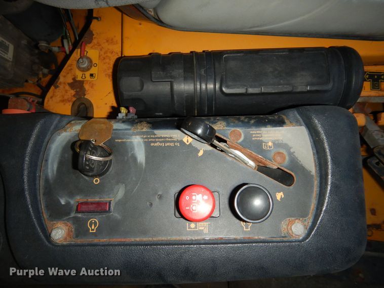 image for item KS9462 2007 Hustler FasTrak 927342  ZTR lawn mower