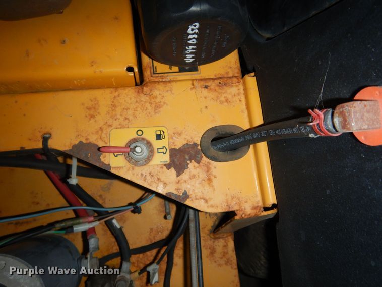 image for item KS9462 2007 Hustler FasTrak 927342  ZTR lawn mower