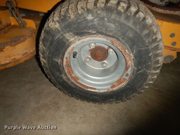 image for item KS9462 2007 Hustler FasTrak 927342  ZTR lawn mower