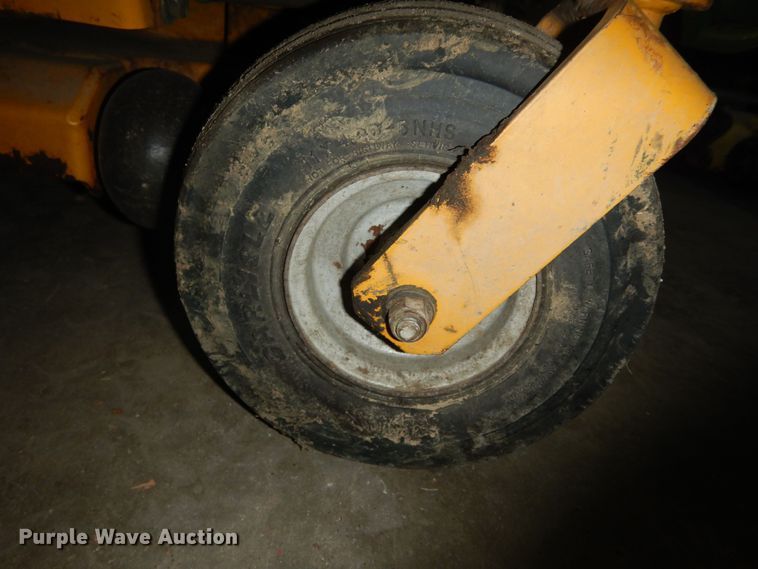 image for item KS9462 2007 Hustler FasTrak 927342  ZTR lawn mower