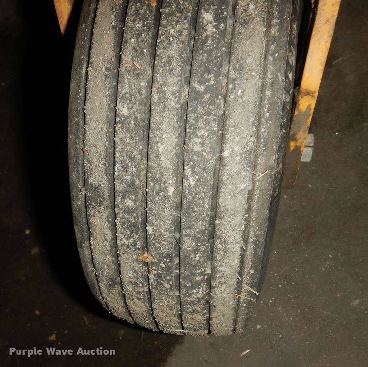 image for item KS9462 2007 Hustler FasTrak 927342  ZTR lawn mower