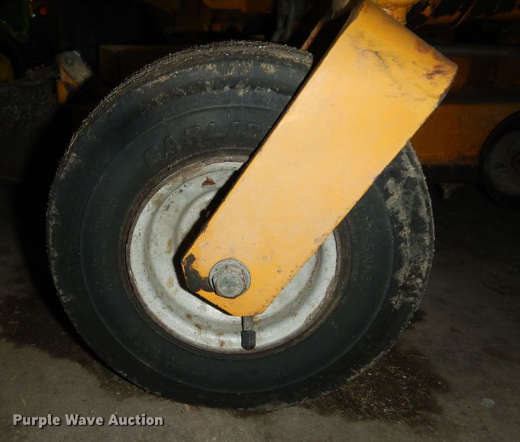 image for item KS9462 2007 Hustler FasTrak 927342  ZTR lawn mower