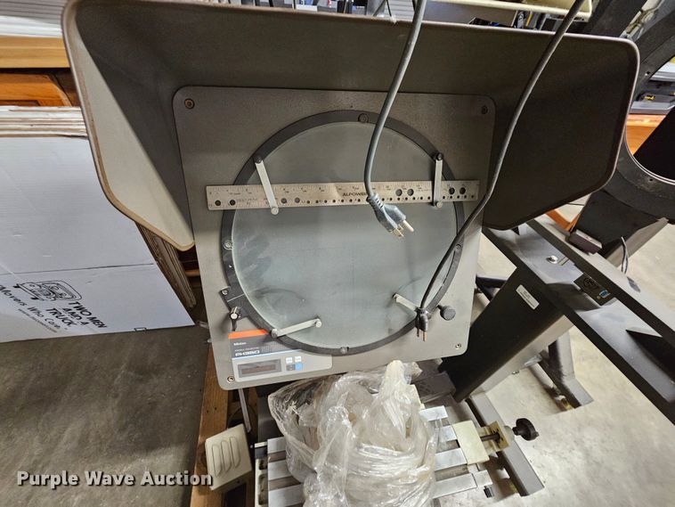 image for item KS9474 Mitutoyo PH353F  optical comparator