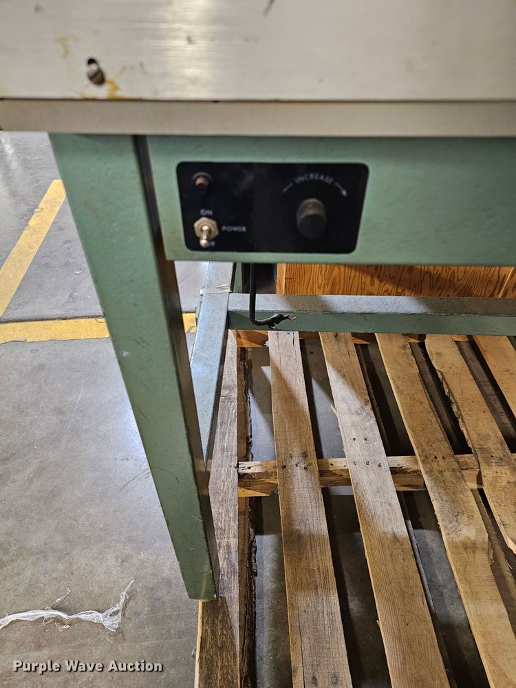 image for item KS9475 Richards GFL-3040  light table