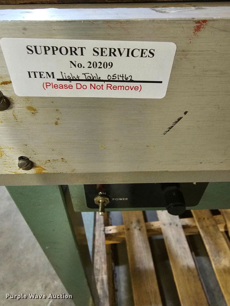 image for item KS9475 Richards GFL-3040  light table