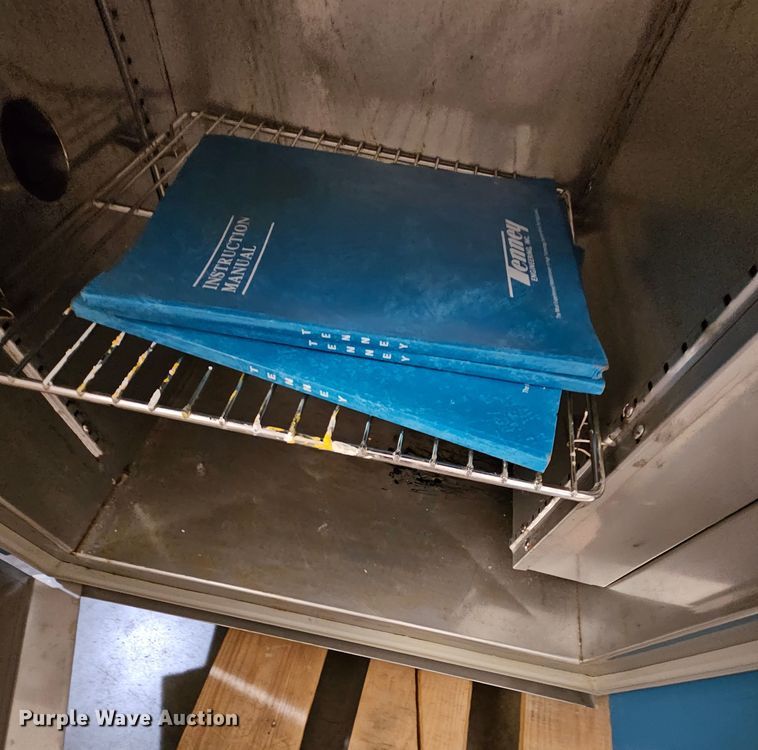 image for item KS9477 Tenny THJR  environmental chamber
