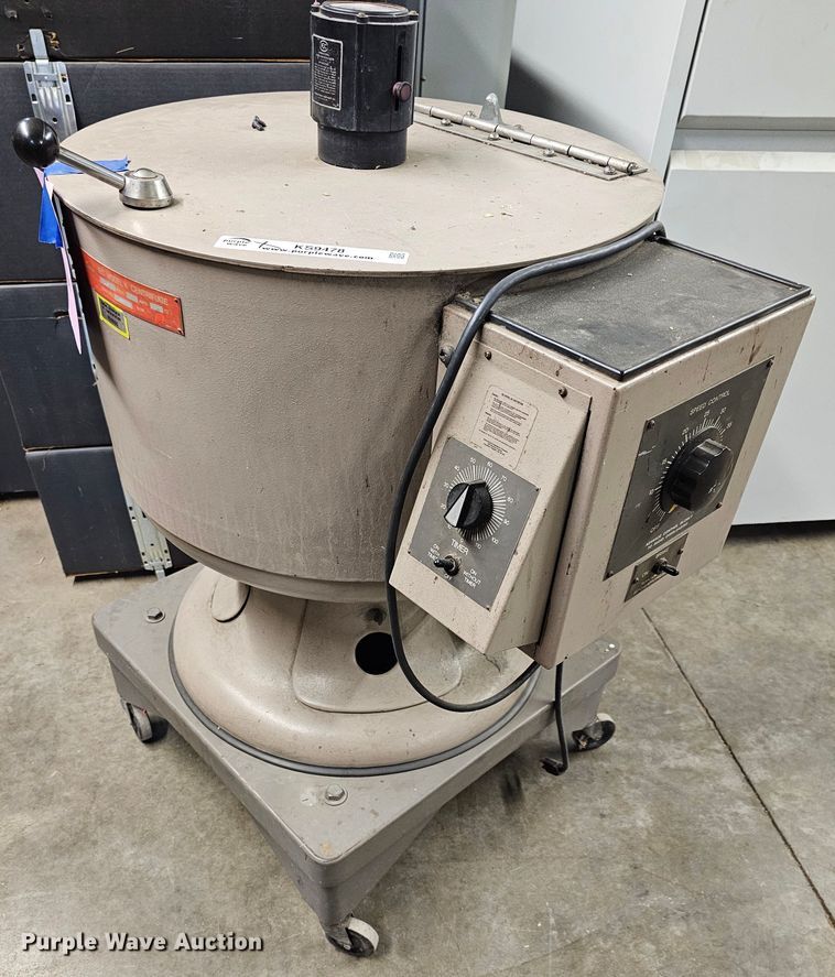image for item KS9478 IEC K  centrifuge