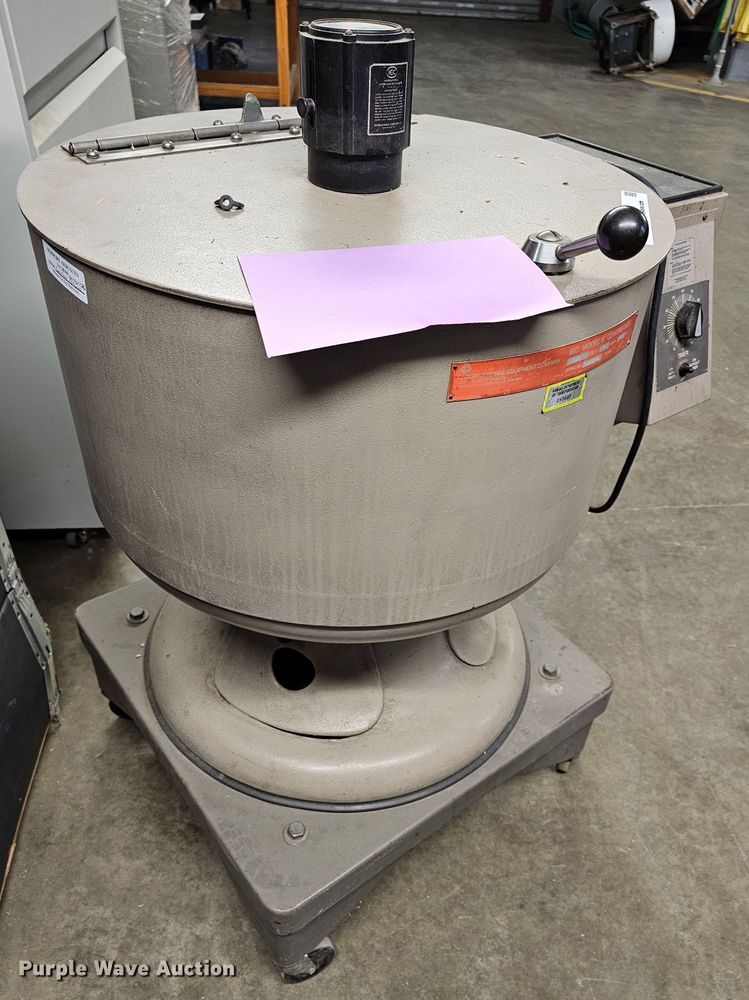 image for item KS9478 IEC K  centrifuge