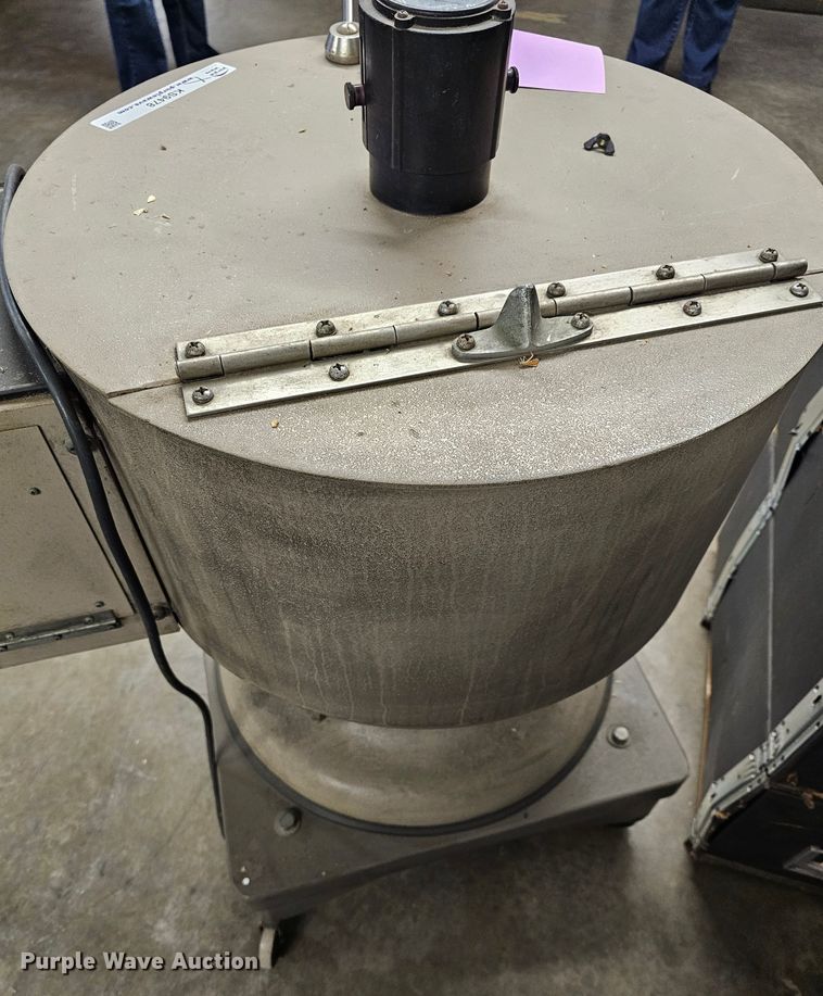 image for item KS9478 IEC K  centrifuge