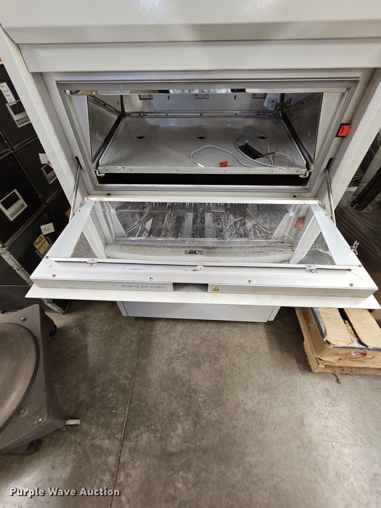 image for item KS9479 Q-Sun 3100  weatherometer