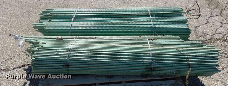 image for item KS9549 Approximately 940 pieces of epoxy coated re-bar
