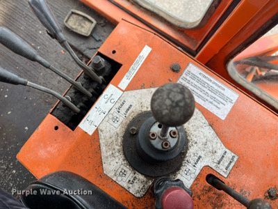 image for item LD9690 2004 Broce RJ-350  broom