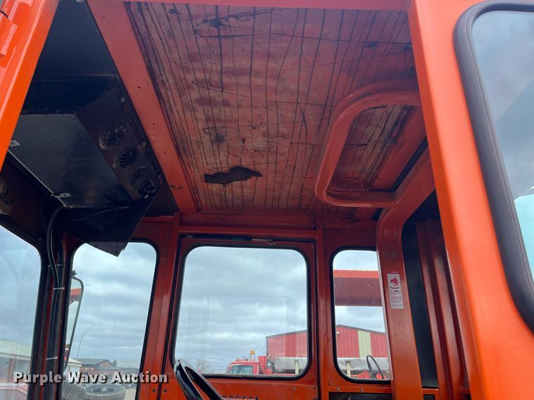 image for item LD9690 2004 Broce RJ-350  broom