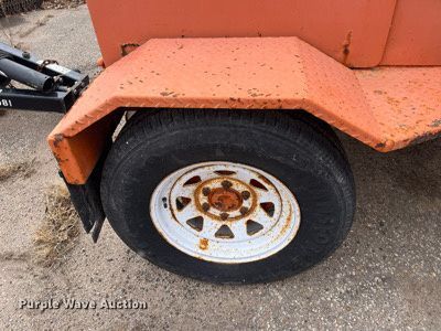 image for item LD9690 2004 Broce RJ-350  broom