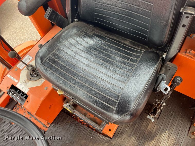 image for item LD9691 2006 Broce RJ-350  broom