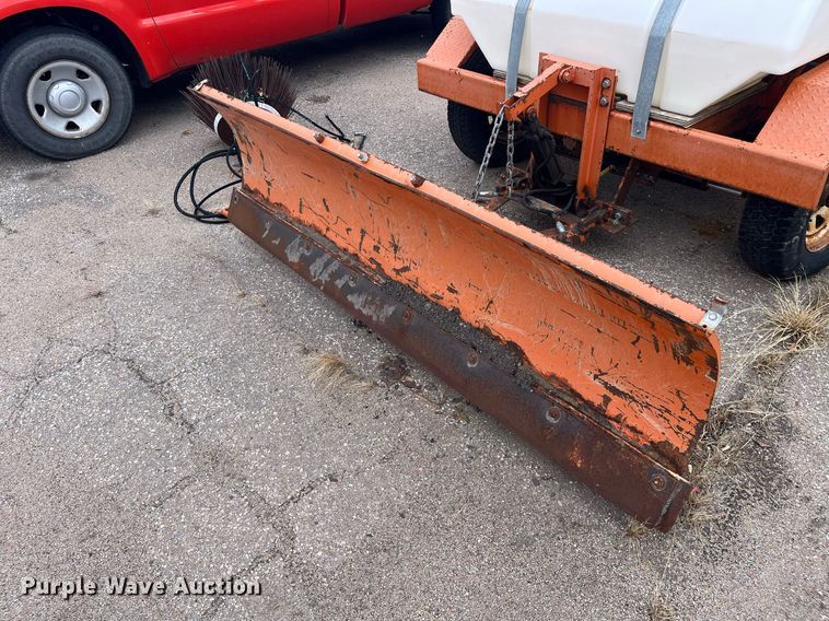 image for item LD9691 2006 Broce RJ-350  broom