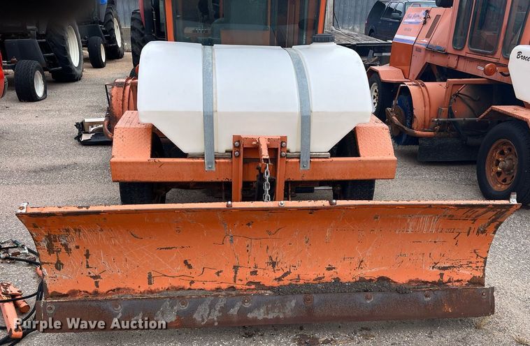 image for item LD9691 2006 Broce RJ-350  broom