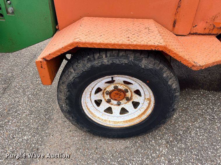 image for item LD9691 2006 Broce RJ-350  broom