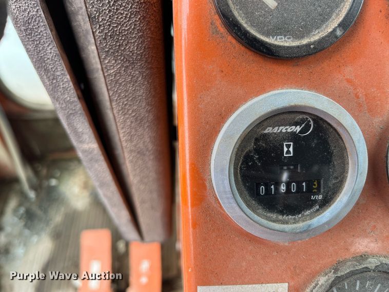 image for item LD9692 2006 Broce RJ-350  broom