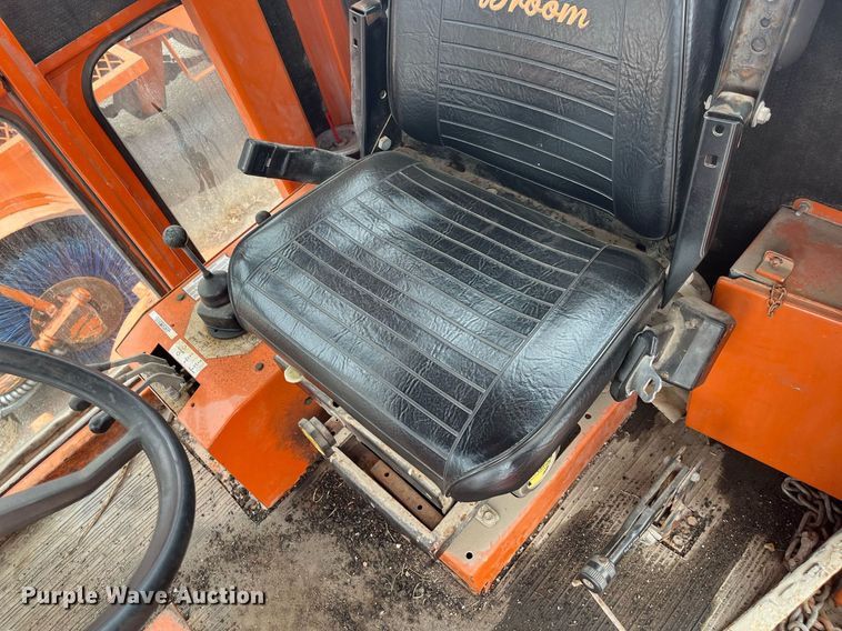 image for item LD9692 2006 Broce RJ-350  broom