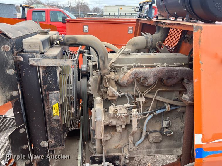 image for item LD9692 2006 Broce RJ-350  broom